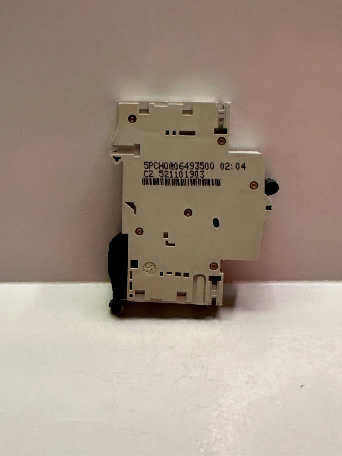 NHP DTCB10102C DIN-T Miniature Circuit Breaker - 230 V AC - 1 Pole - 2A - 10kA - C Curve