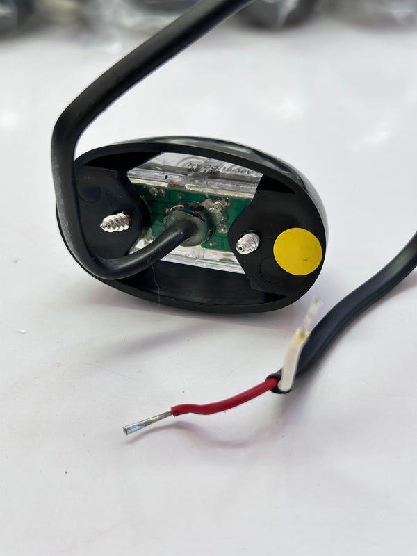 10-30V Side Marker/Indicator Lamp, Prewired, LED50A Amber, Box of 10