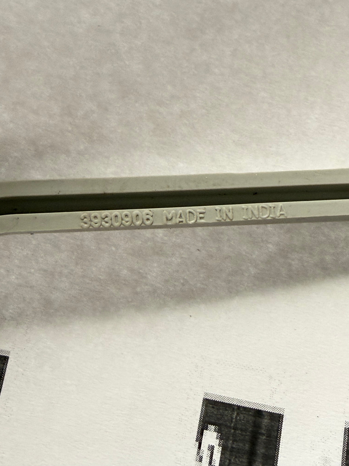Cummins 3930906 Genuine Valve Cover Gasket