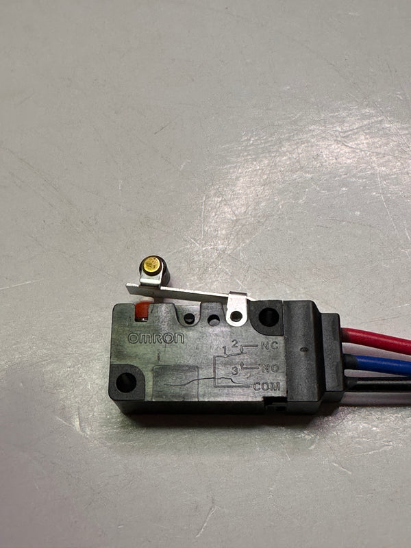 Omron D2VW-5L2A-1M Proximity Switch, Snap action SPDT 5A 125V-250V