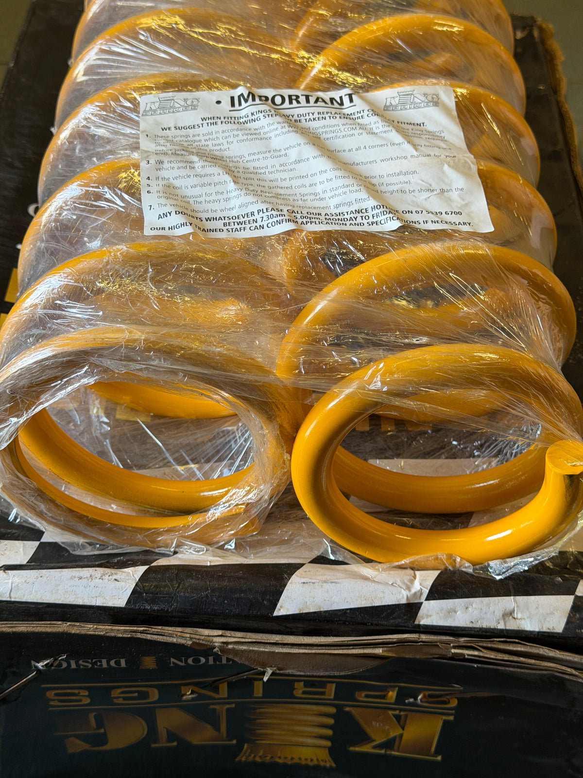 King Springs KTFR-74HD Front Raised Coil Springs — Pair, Minor Marks