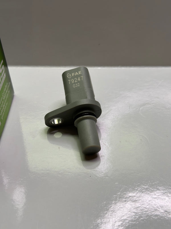 Goss SC433 Engine Camshaft Position Sensor For Ford Transit Ranger, Land Rover Defender, Mazda BT50