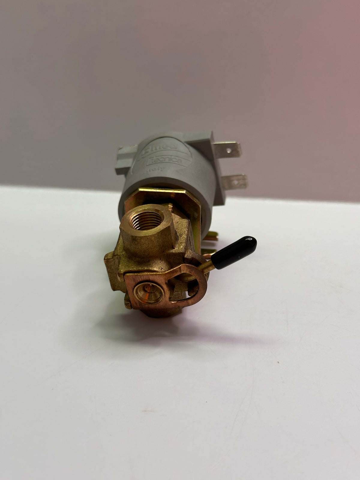 Kohler ED0035871820-S 12V Fuel Shutoff Solenoid Valve – ELET.721BZ