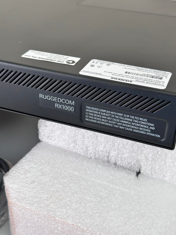 RUGGEDCOM® RX1000 Router  RX1000-F-RM-HIP-HIP-XX-XX-TX01-TX01-TS1-XXX-XX