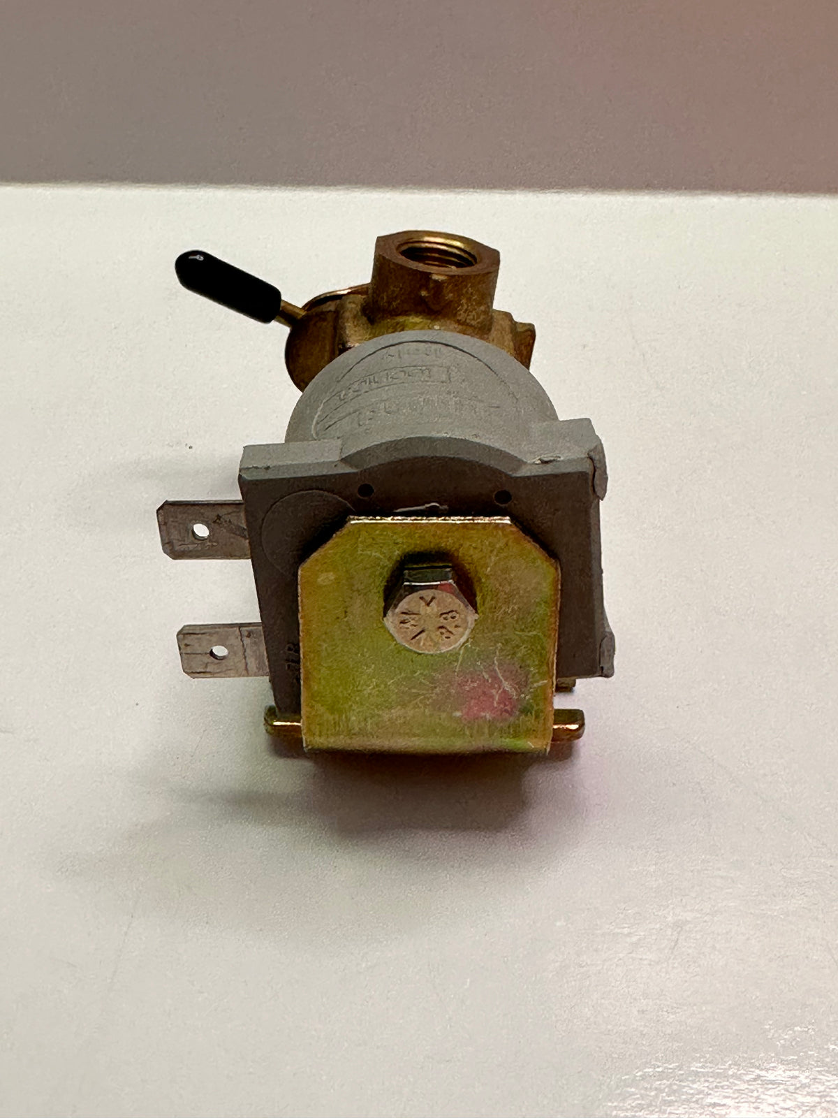 Kohler ED0035871820-S 12V Fuel Shutoff Solenoid Valve – ELET.721BZ