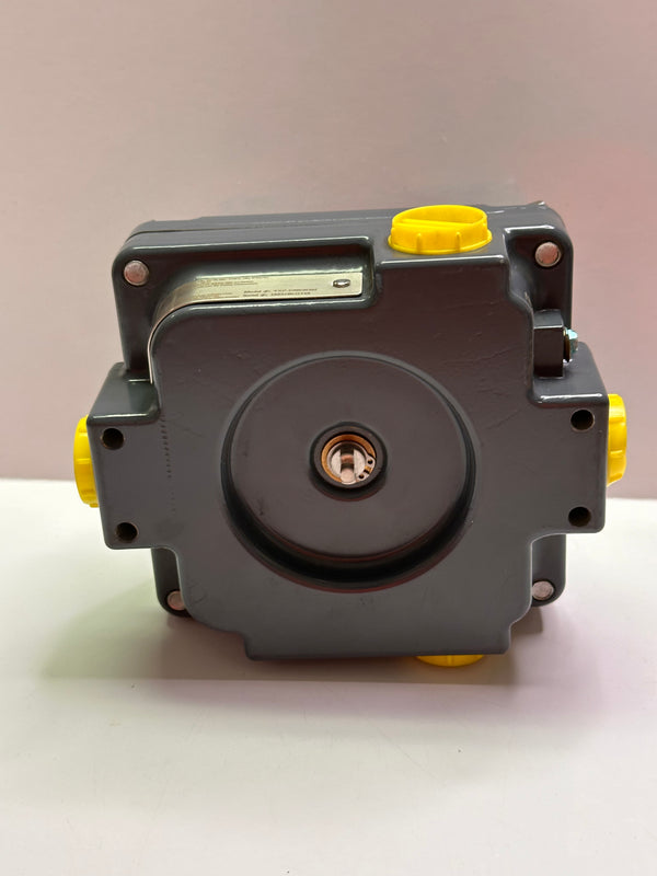 TopWorx™ TXP-E20GN3M GO Switch box, Intrinsically Safe Valve Monitor/Indicator 502.969.8000