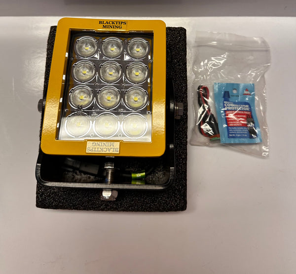 Blacktips Mining BIB07123060 12 LED Work Light IP69K 7W 30/60deg 160x145x90mm