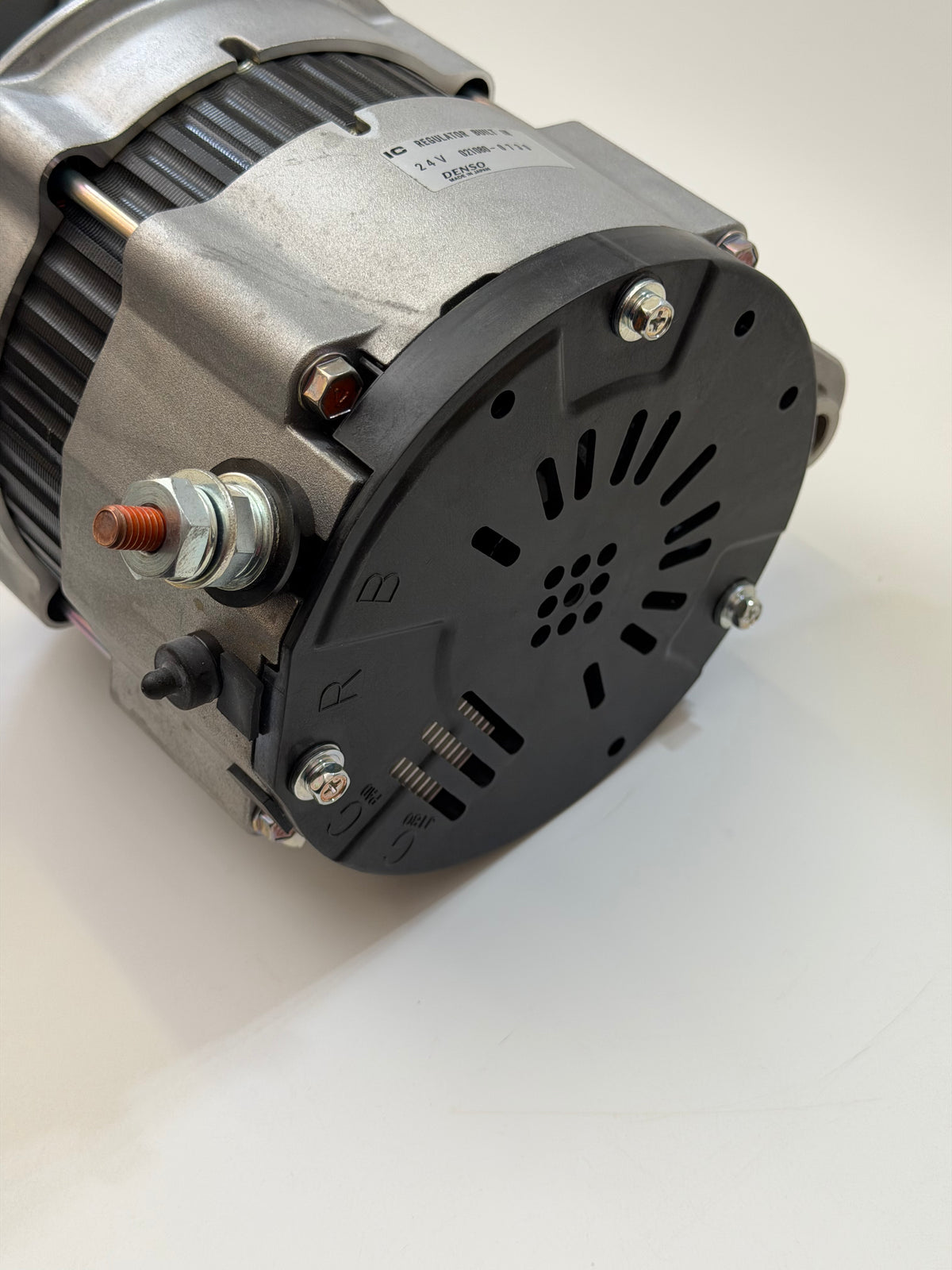 Denso 021080-0730 Alternator, 24 V 95 A