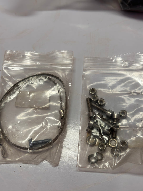 KOMATSU 304499 / AHX10 Mounting Kit
