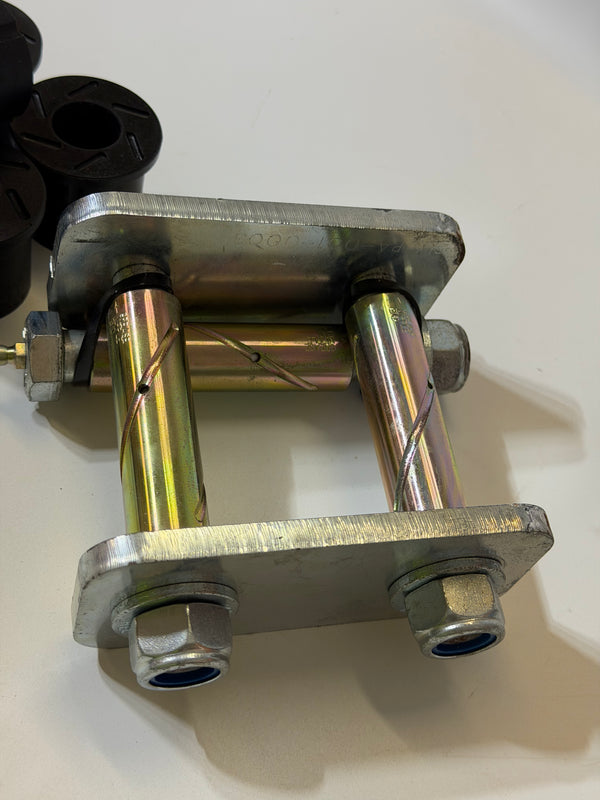 SU-PA-001-0003 Greaseable Pin & Bush Kit