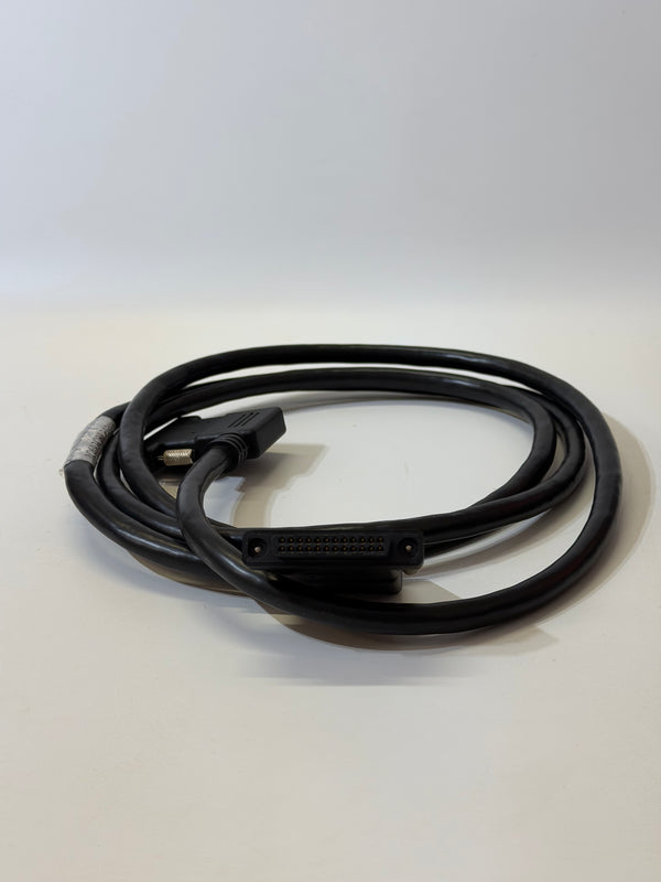 GE Fanuc IC693CBL332C 2M Cable rgt 24Pn 90 Deg