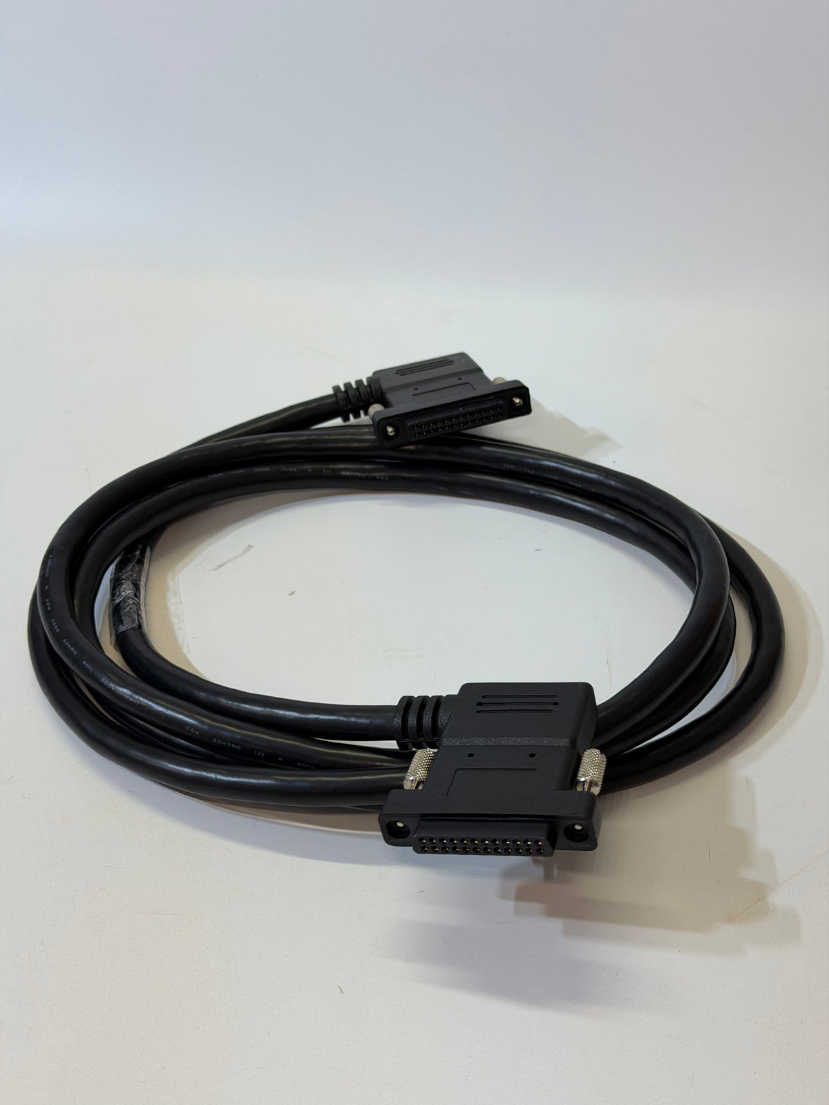 GE Fanuc IC693CBL331C Left-Side 24-Pin 90° Cable, 2 m