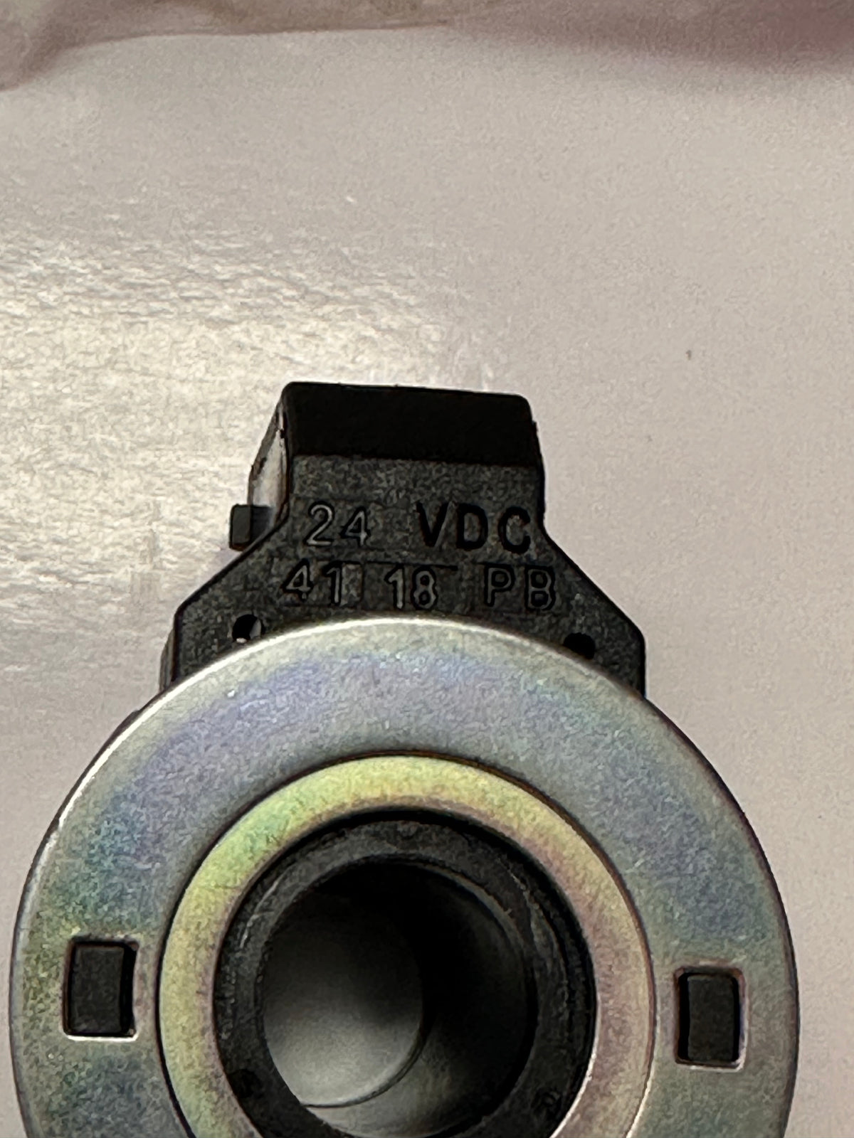HydraForce/Liebherr 4305624 Dual Solenoid Coil, 24V