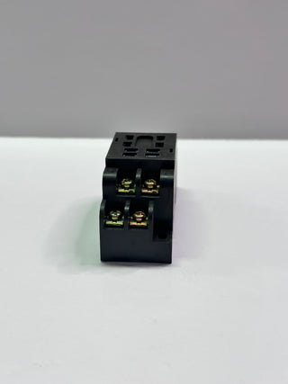 Matsushita HP2-SFD Relay Socket, 8 Pin, Din Rail AW5827 - Box of 9