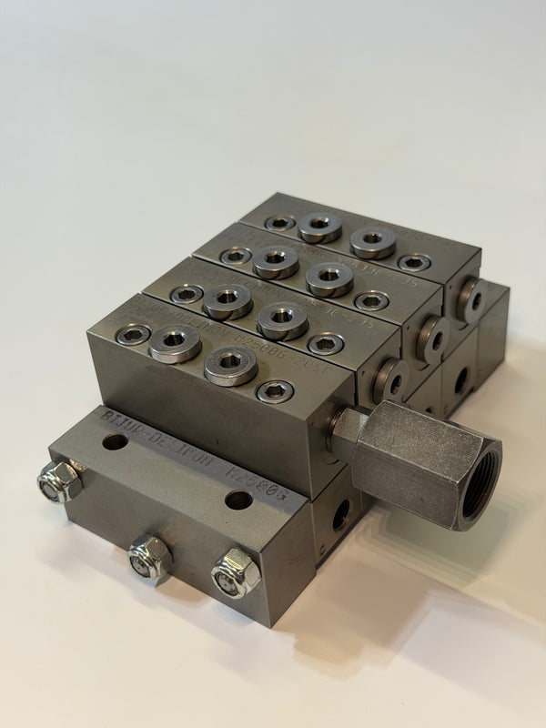 M2500C4G Divider Valve Assembly - M2500G-20SP