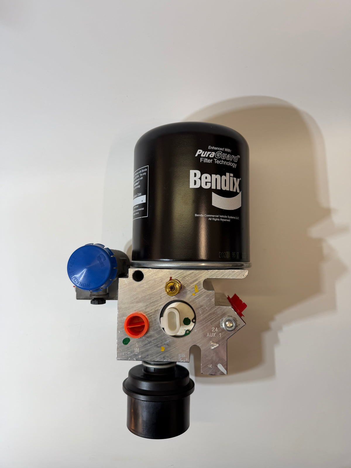 Bendix AD-IS Air Dryer Assembly K045943