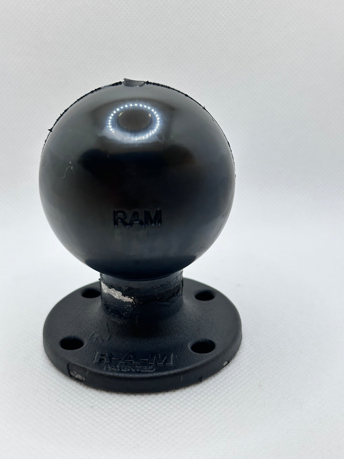 RAM-D-254U Ball 2.25" with 6.2cm Dia. Base