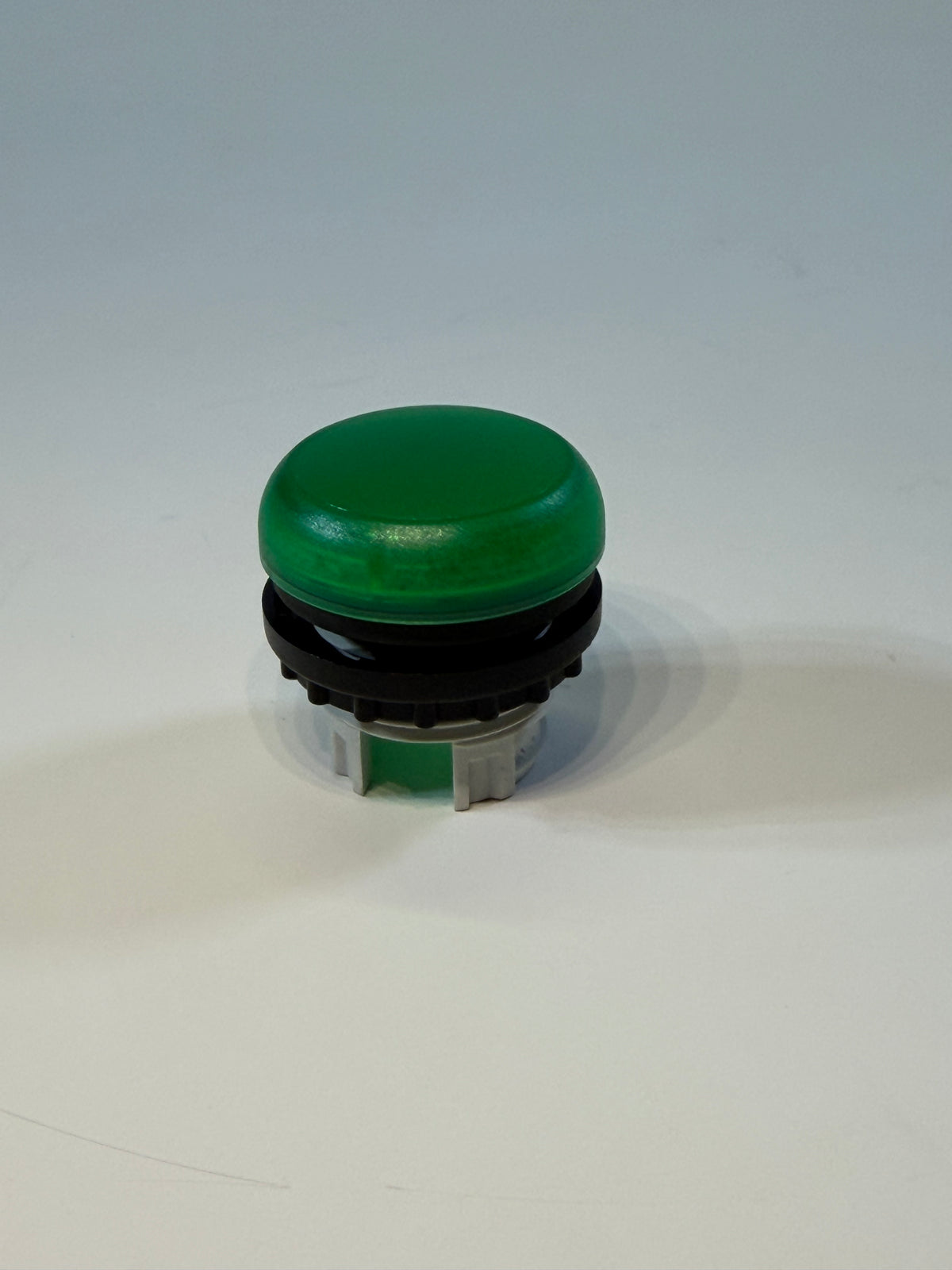 Eaton M22-L-G Switch Actuator, RMQ Titan Modular Pushbuttons, IP67, IP69K, NEMA 4X, NEMA 13