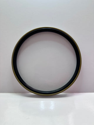 Hino SZ311-01046 Front Hub Seal