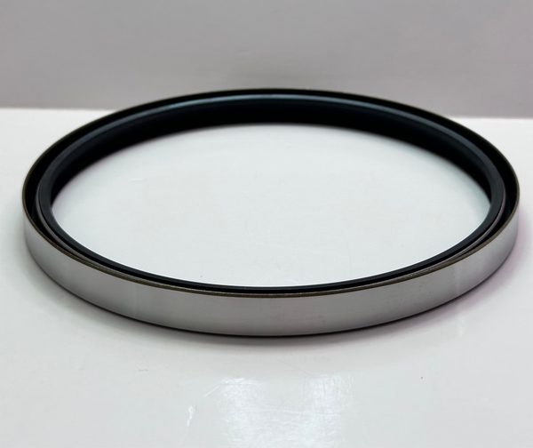 Hino SZ311-01046 Front Hub Seal
