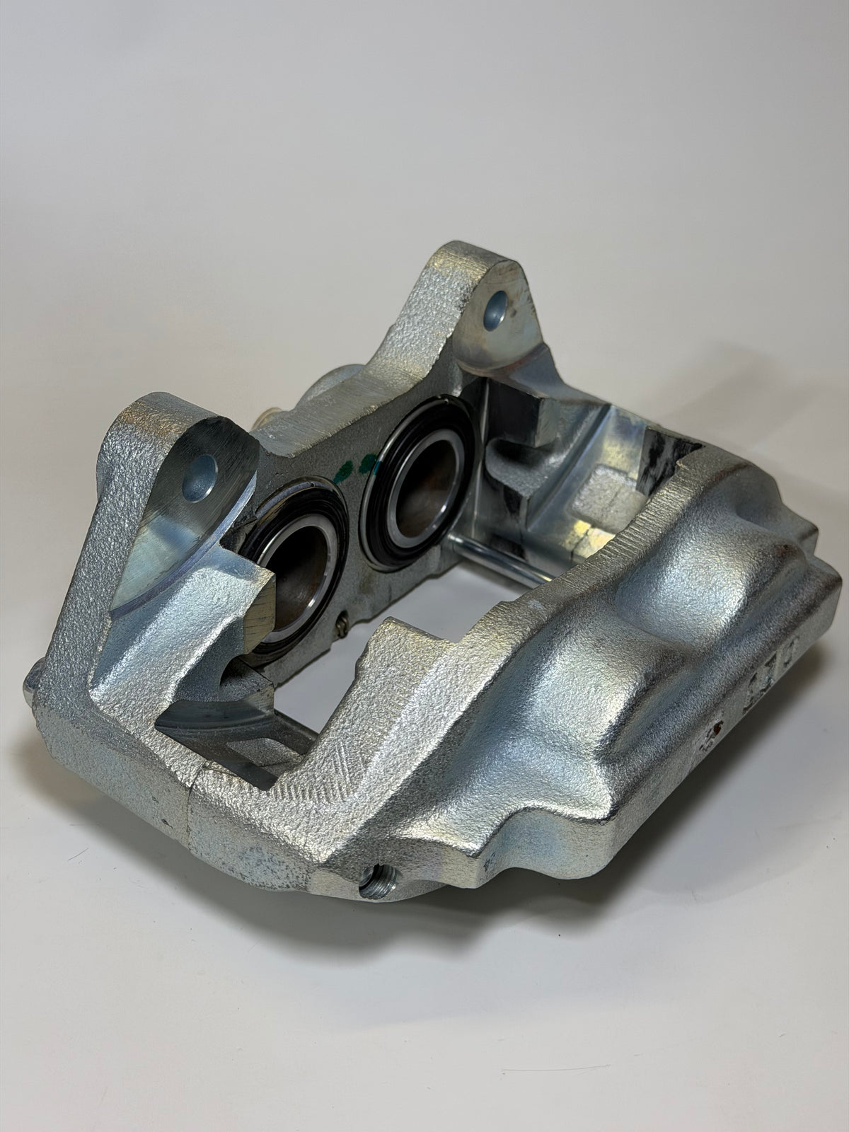 Drivetech 073-000213 Brake Caliper Assembly, LH