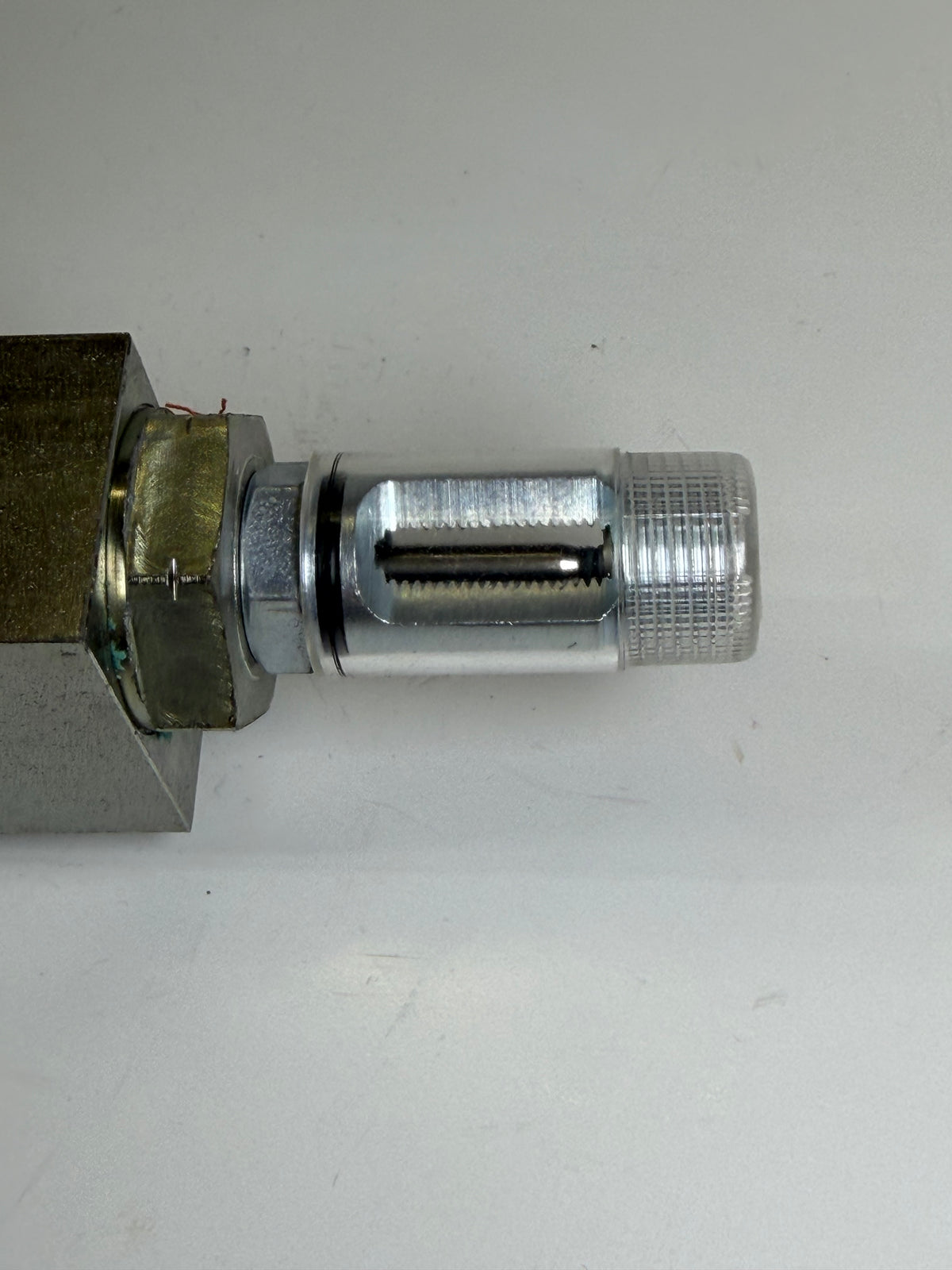 Liebherr 10219519 Grease Injector, Lincoln 553-34162-2-L
