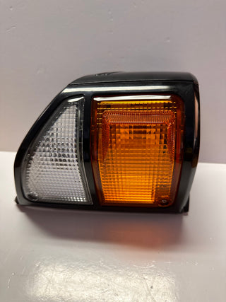 DEPO Front Right Indicator Lamp 212-15G6R-AE2 Replacement for 81510-60520