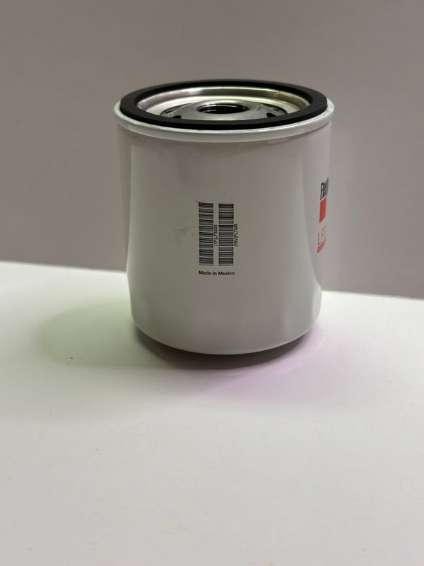 Fleetguard LF3335 Lube Filter, Spin-on Full Flow for Toyota 90915YZZD2
