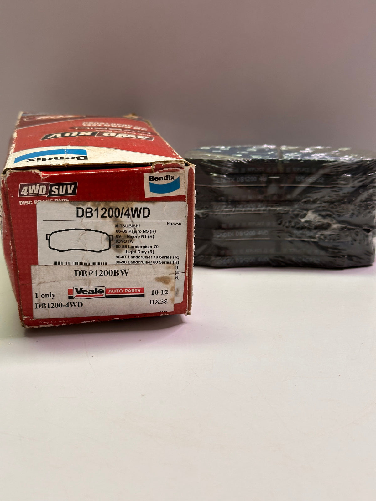 Bendix DB1200/4WD Rear Brake Pads for Toyota LandCruiser — Set of 4