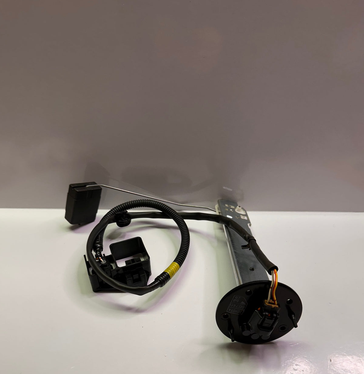 Toyota 83320-69575 Genuine Fuel Sender Unit — Land Cruiser
