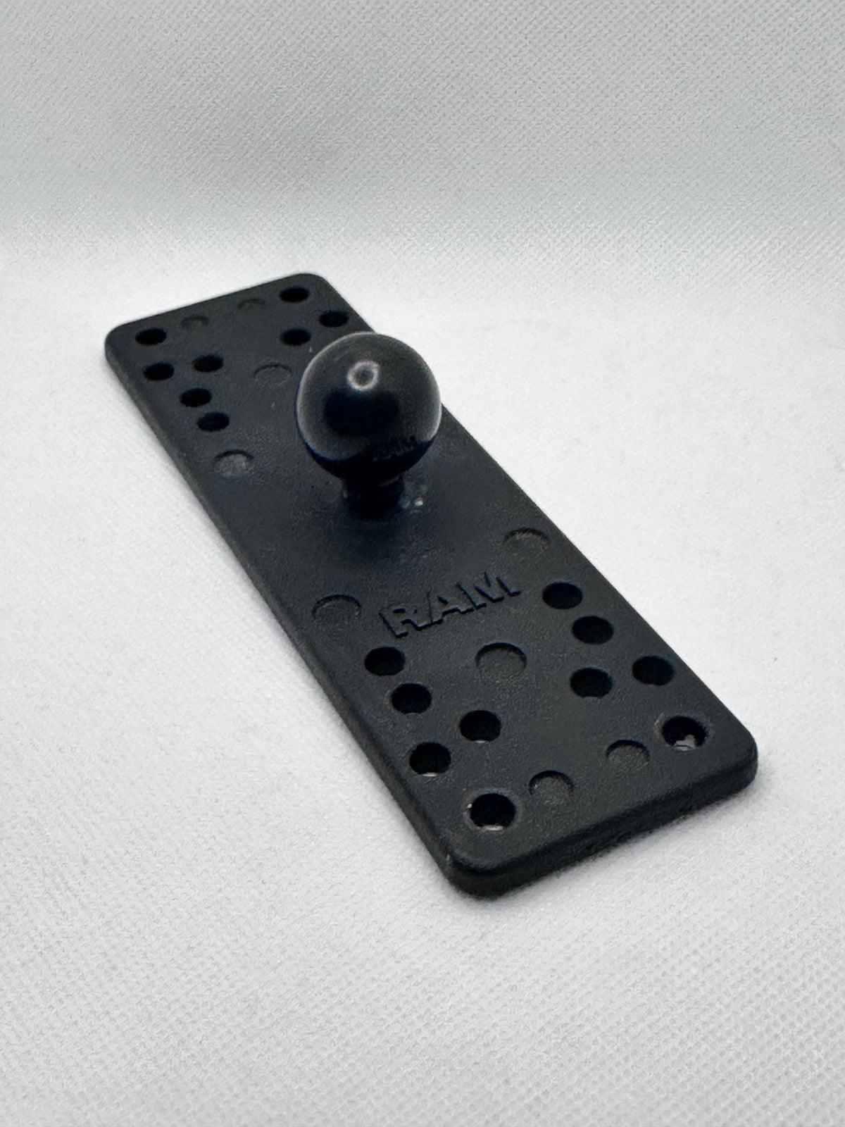 RAM-B-111BU Universal Marine Grade Base, Electronic, Ball - B Size