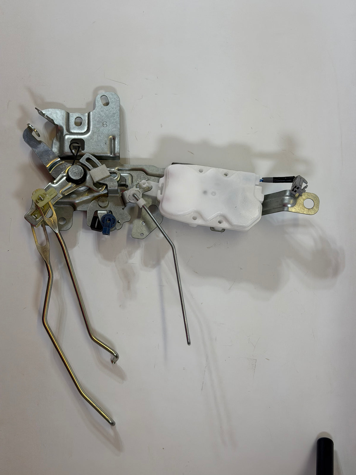 Toyota 69690-26190 Control Assembly, Back Door Remote