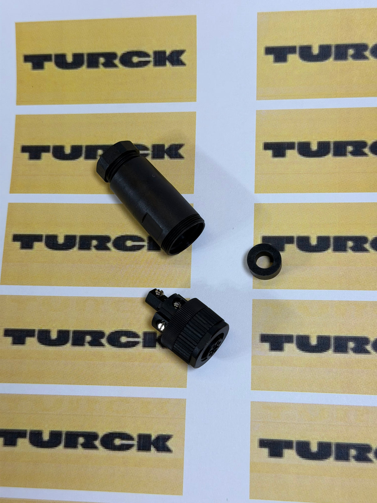 Turck B8151-0/PG9 5-Pin Field-Wireable Connector – 6904604