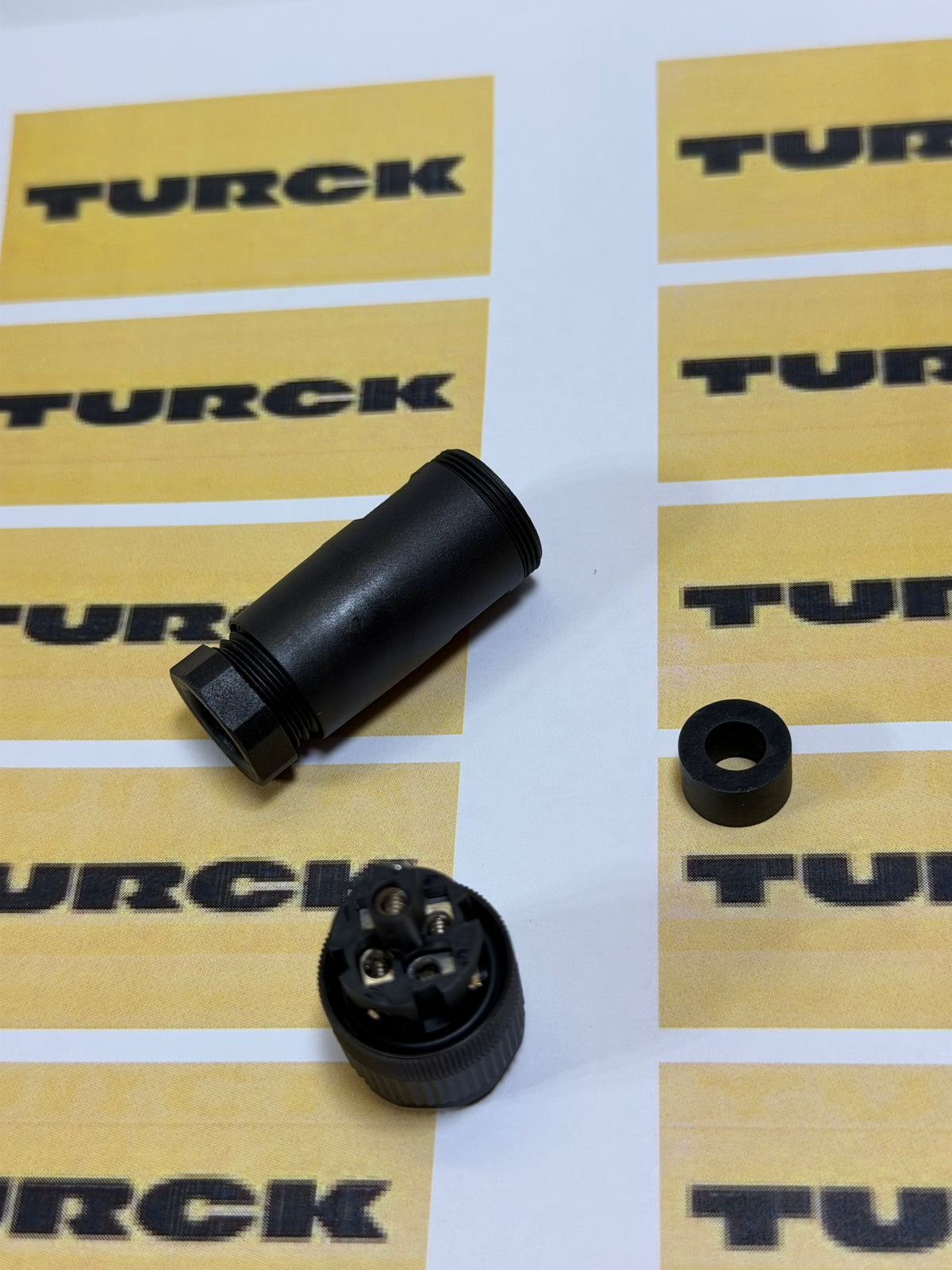 Turck B8151-0/PG9 5-Pin Field-Wireable Connector – 6904604