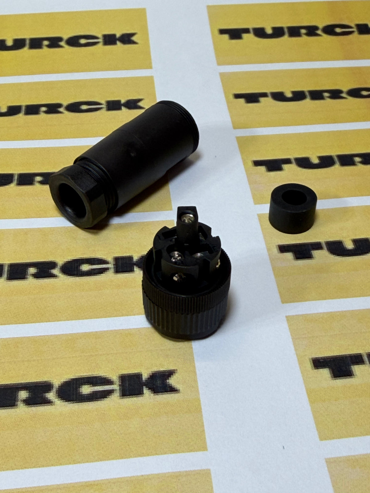 Turck B8151-0/PG9 5-Pin Field-Wireable Connector – 6904604