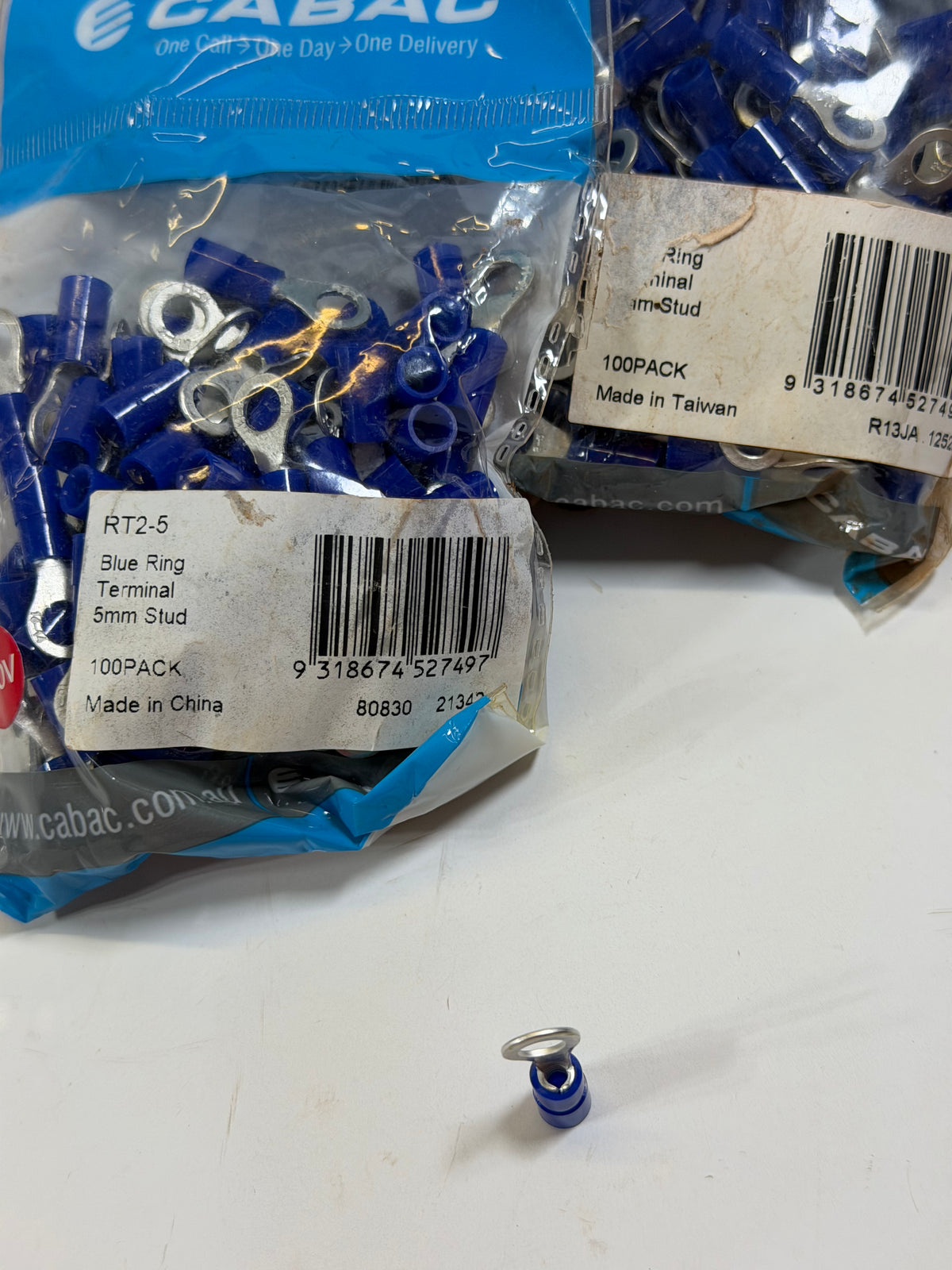 Cabac RT2-5 Pre-Insulated Ring Terminal (1.0-2.6mm Cable) Blue 5mm Stud, pack of 100