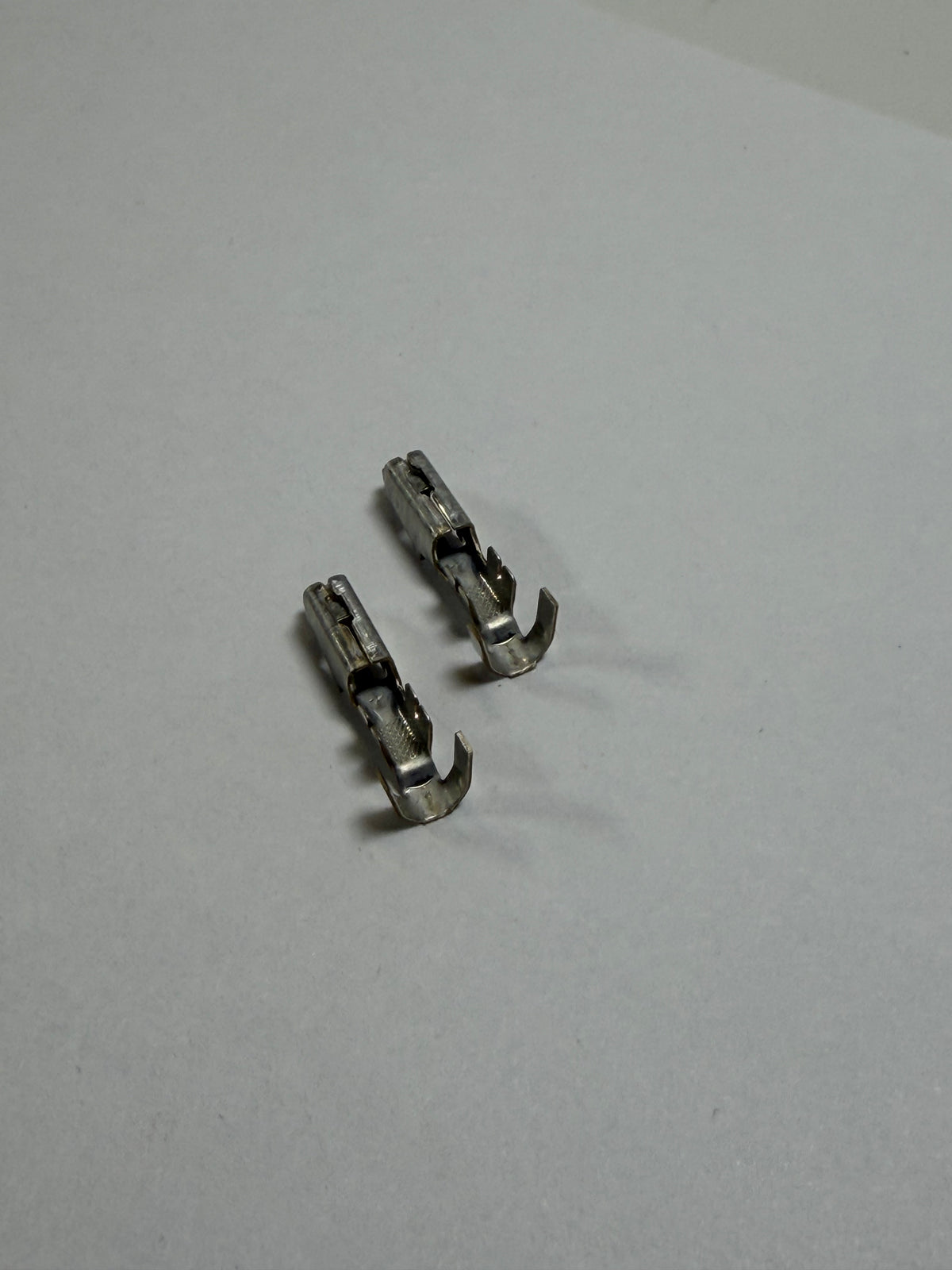 Packard Metri-Pack 280 Female Crimp Terminals — Bag of 98
