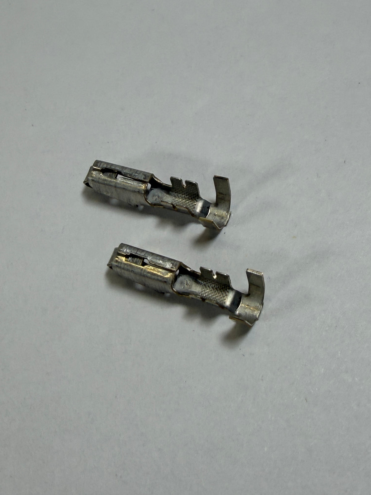 Packard Metri-Pack 280 Female Crimp Terminals — Bag of 98