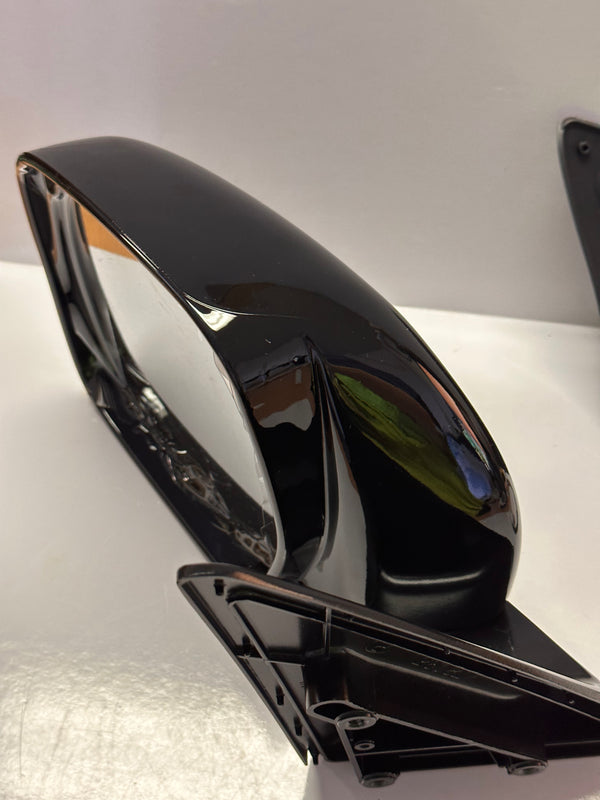 YTM/TOYOTA LH Side Mirror YT8035CE