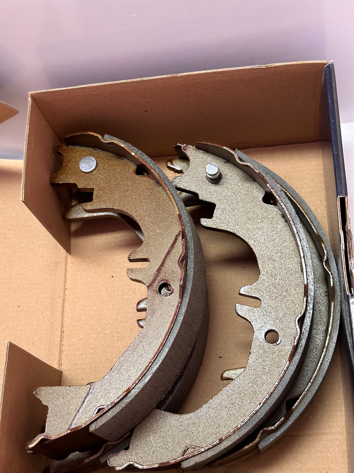 Terrain Tamer 46550-60041K Handbrake Shoe Set – 4 Shoes