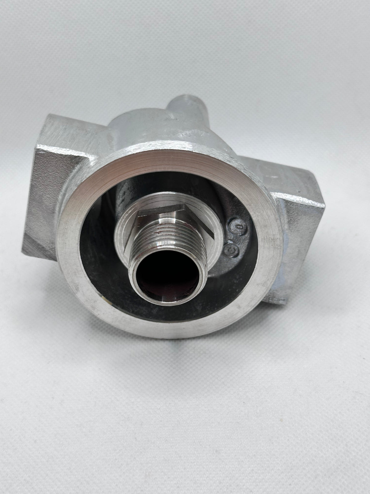 Deutz 04298930 Genuine Cast Ali Filter Head / Bracket