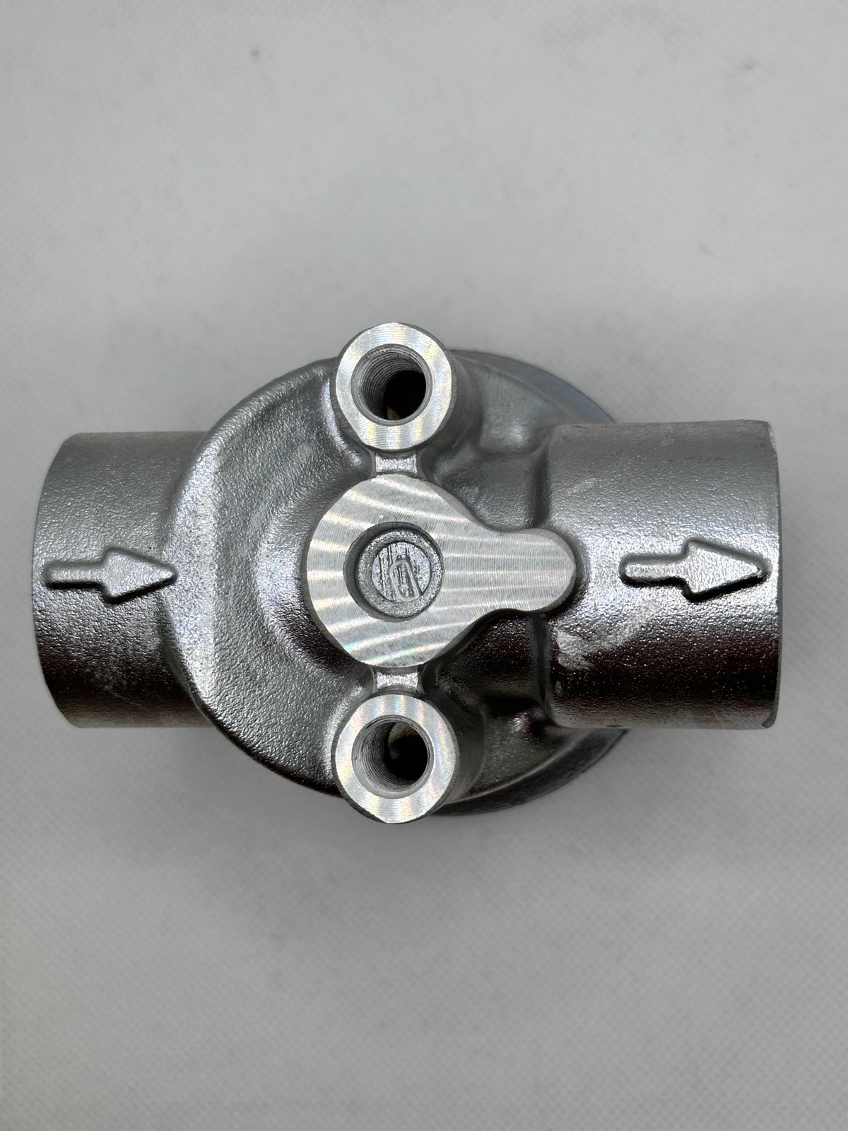 Deutz 04298930 Genuine Cast Ali Filter Head / Bracket
