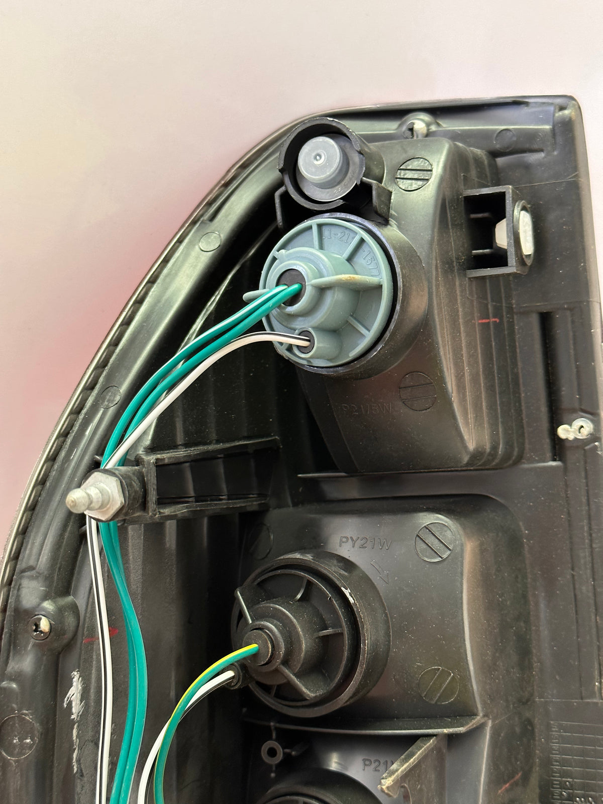 DEPO TAIL LIGHT 213-1926R-AE 12V