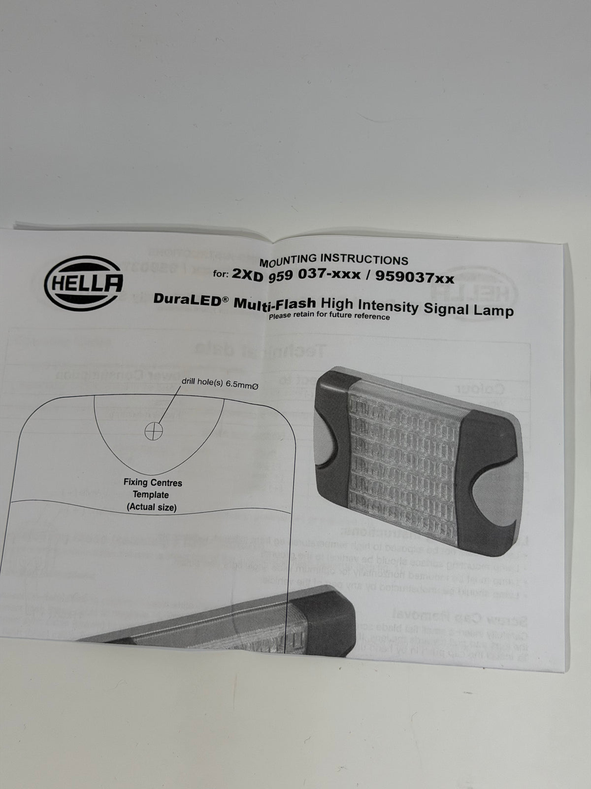 Hella 2XD 959 037-812 Green DuraLED Multi-Flash Lamp 9–33 V