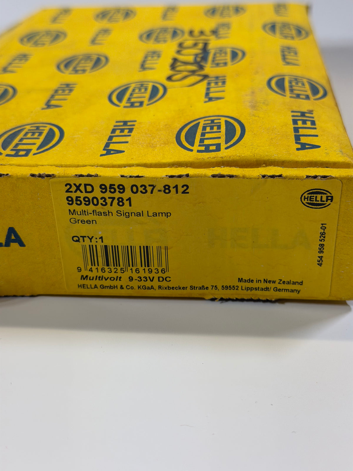Hella 2XD 959 037-812 Green DuraLED Multi-Flash Lamp 9–33 V