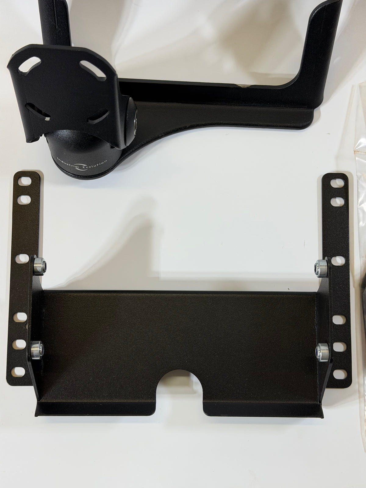 RT-ISUZ-F-N-CAT-DBKT CAT G407 Screen Mount - Isuzu F / N Series