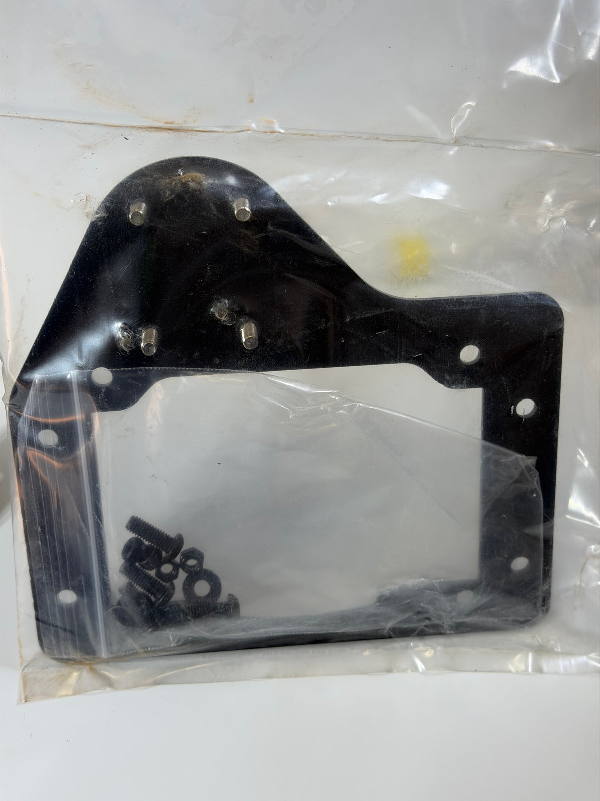 RT-ISUZ-F-N-CAT-DBKT CAT G407 Screen Mount - Isuzu F / N Series