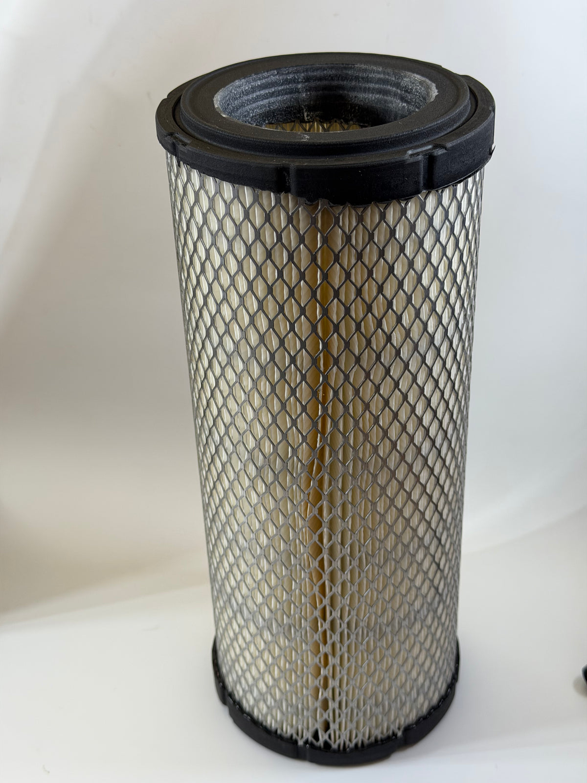 Fleetguard AF25555 Primary Air Filter