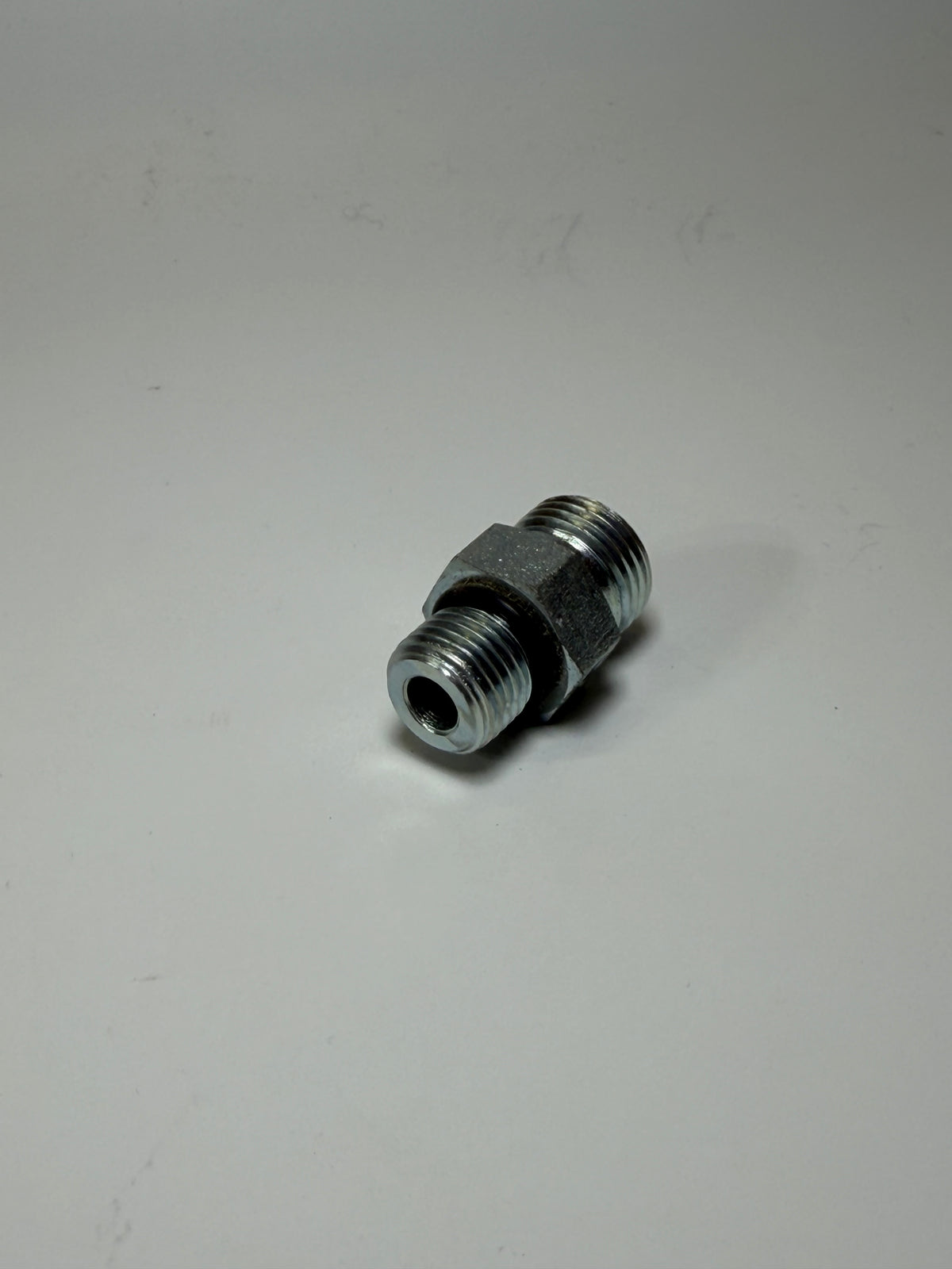 Cummins 3081950 Male Union — Turbo Oil Feed Line Adaptor