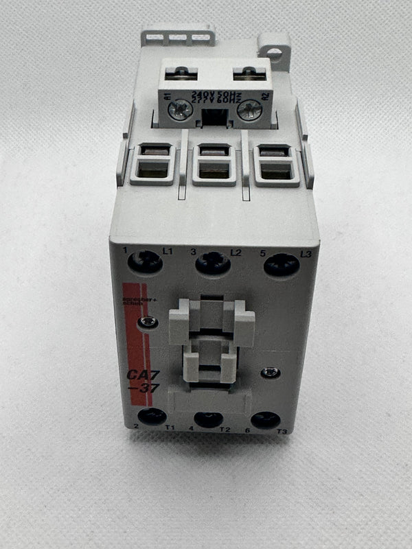 Sprecher + Schuh CA7-37-00-240VAC Contactor